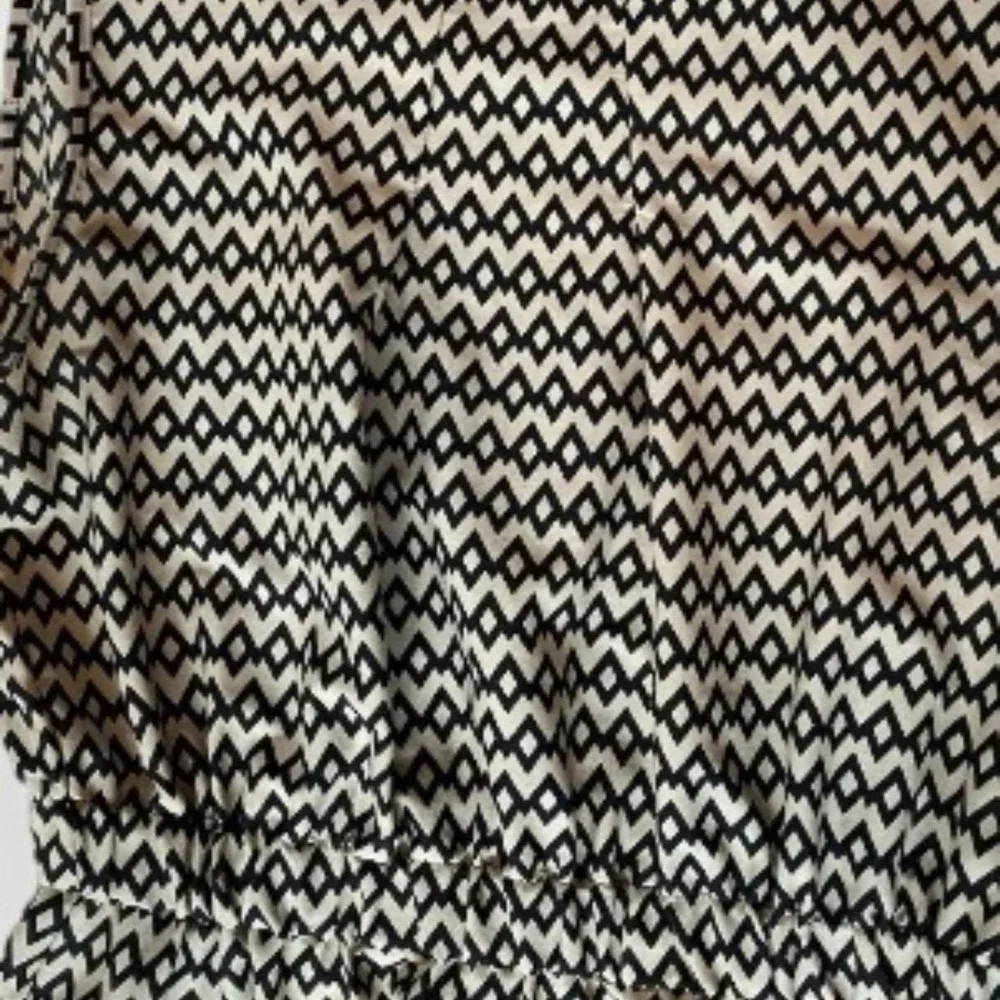 Indulge in Style women's Dress Size Medium‎